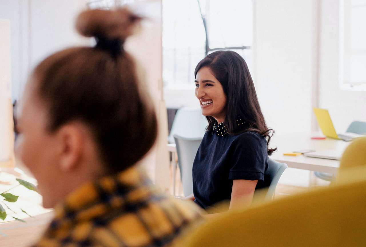 public speaking tips for introverts - make audience laugh