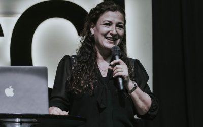 5 Essential Tips to Improve Public Speaking Skills